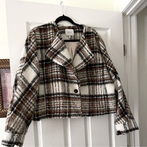 Like new Anthropology Cream/black and brown short plaid jacket. Size Large
